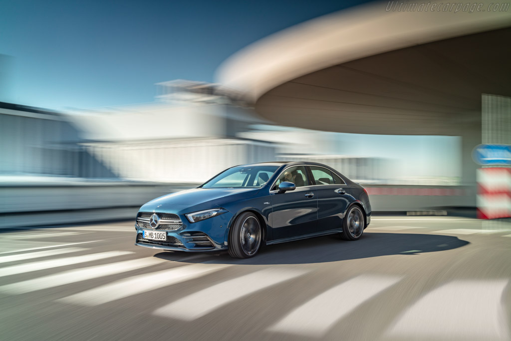 Mercedes-AMG A 35 4MATIC Sedan
