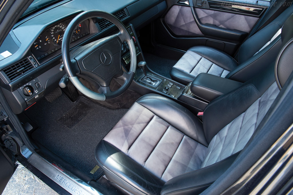 Mercedes-Benz E 60 AMG