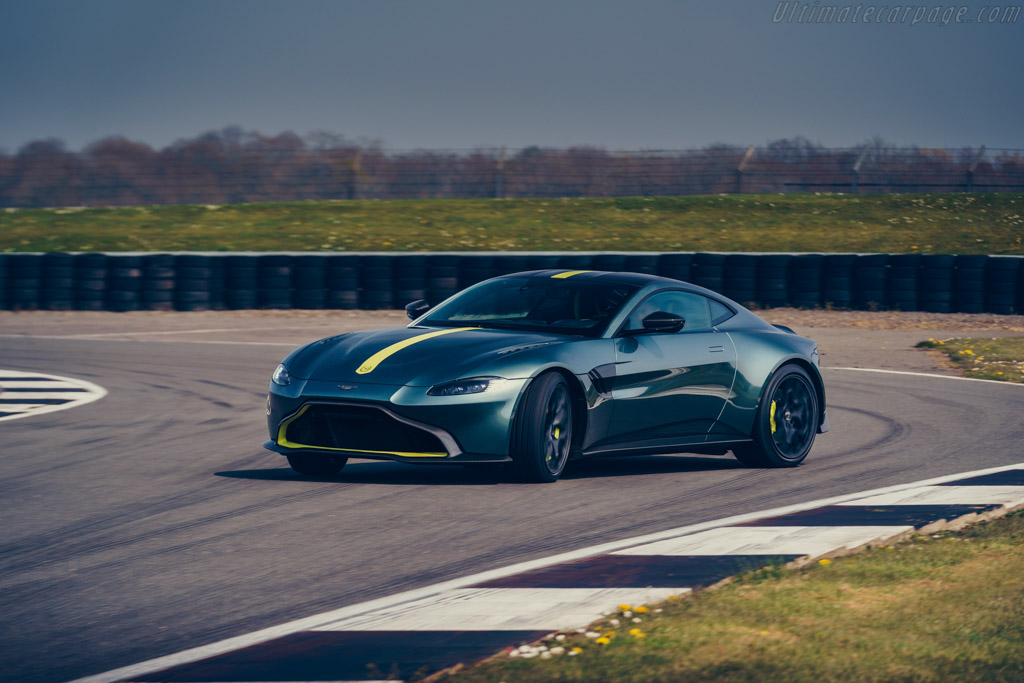 Aston Martin Vantage AMR