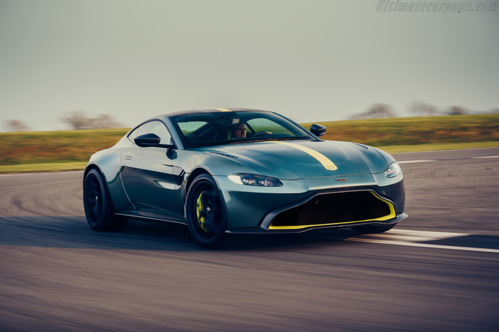 Aston Martin Vantage AMR