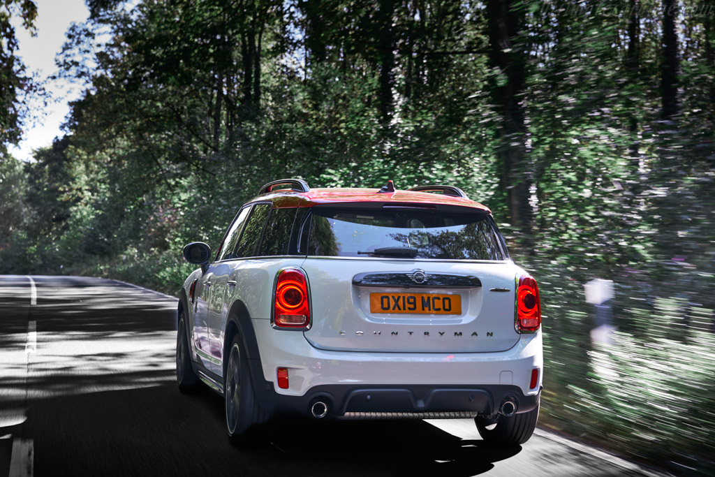 MINI John Cooper Works Countryman