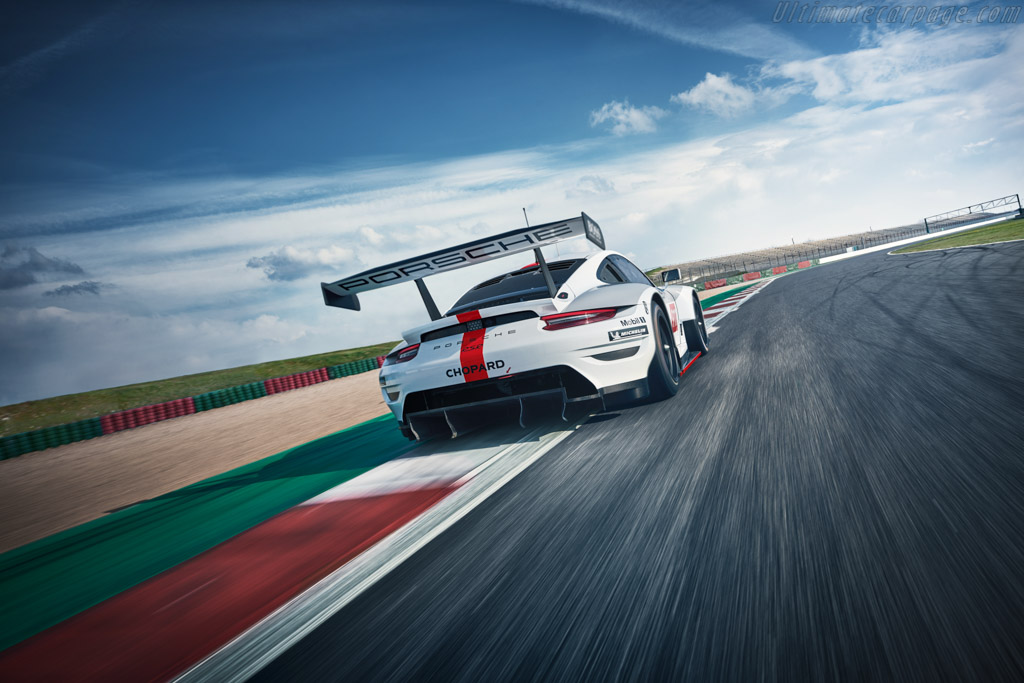Porsche 911 RSR