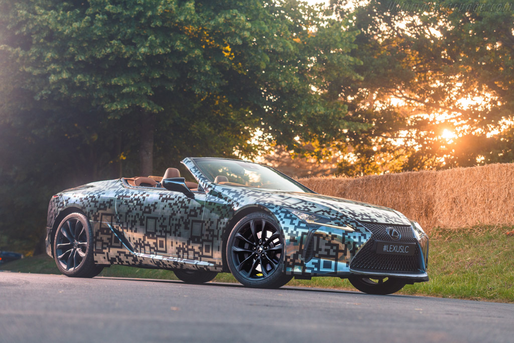 Lexus LC Convertible Prototype