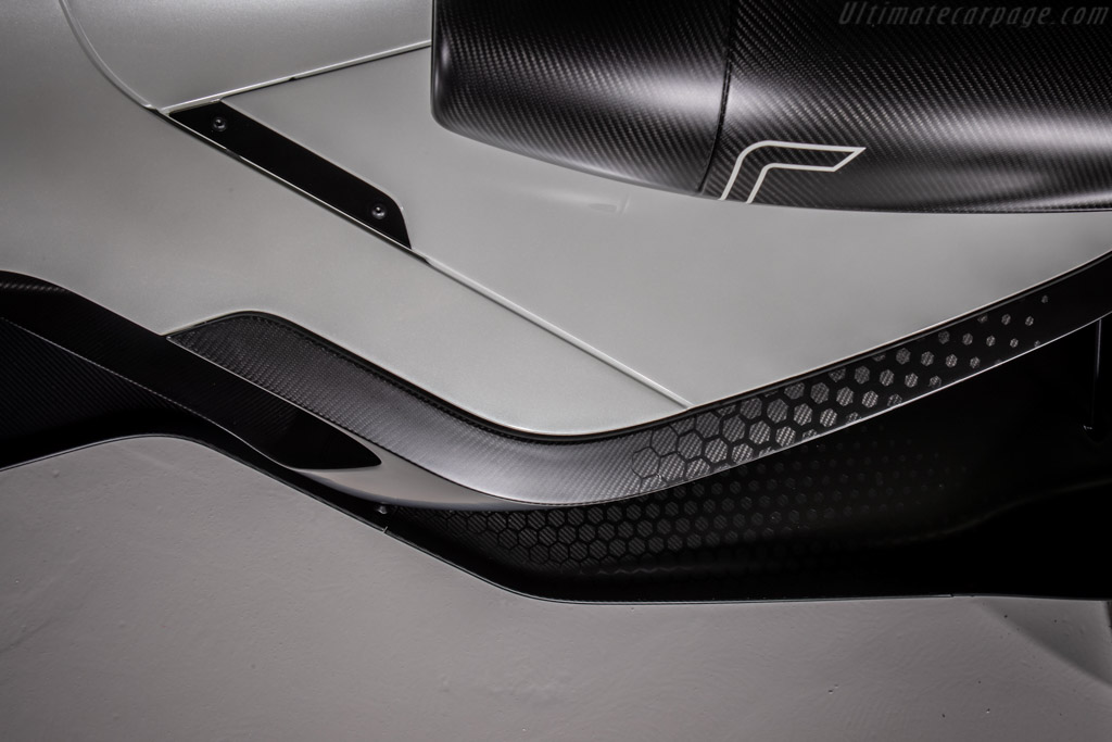 BAC Mono R
