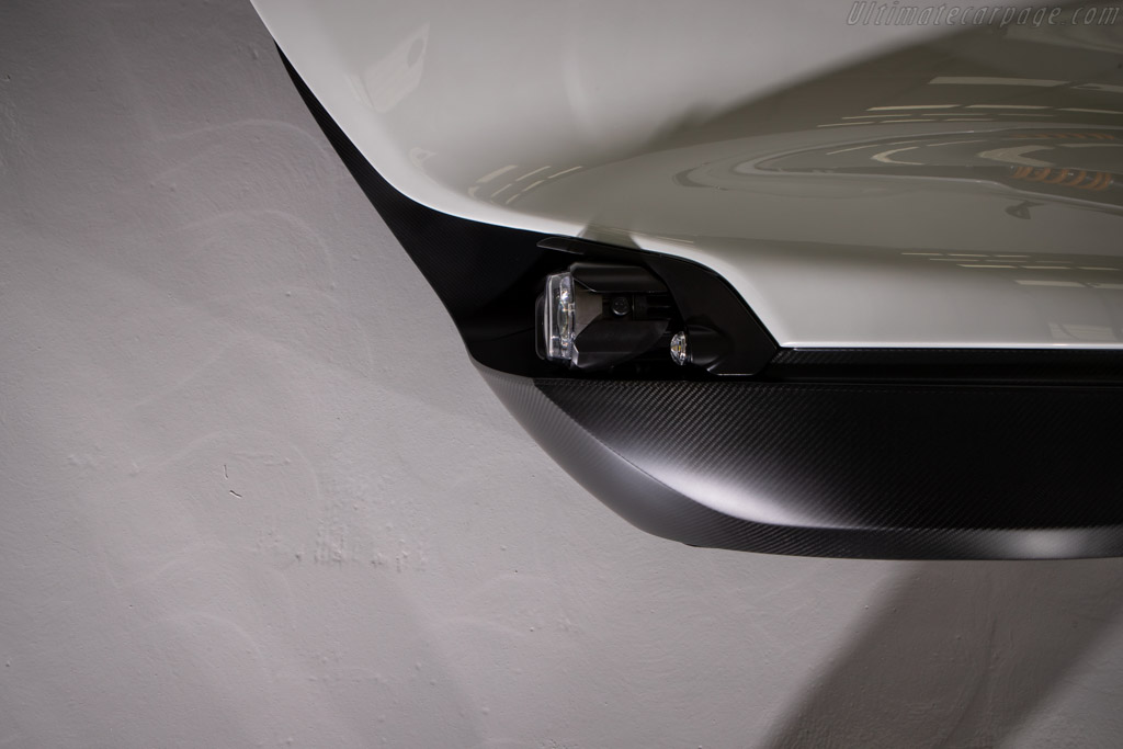 BAC Mono R