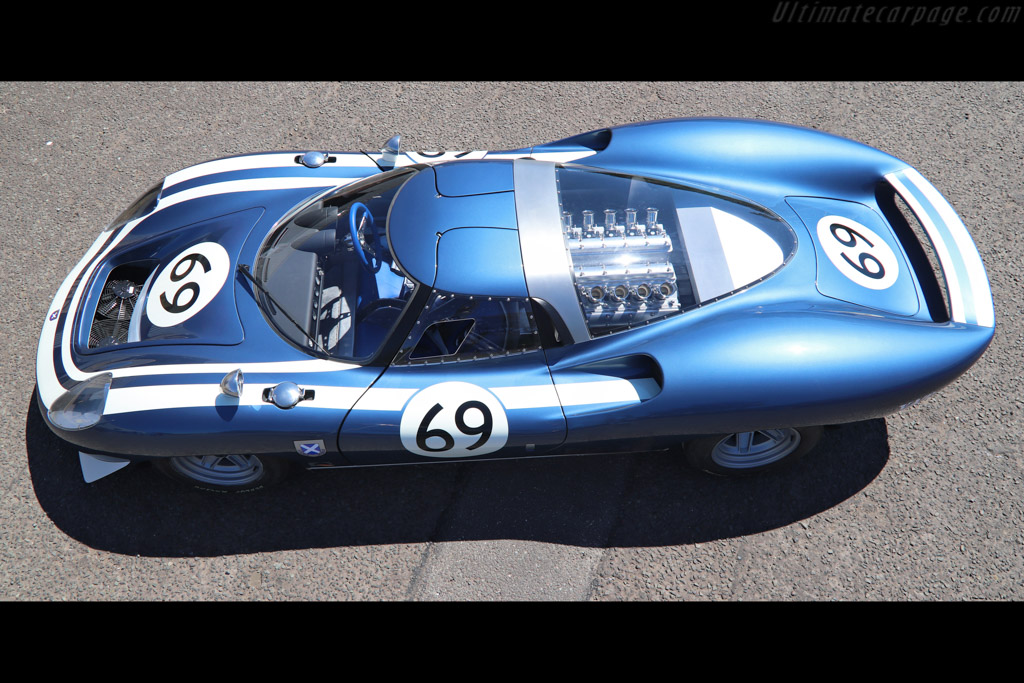 Ecurie Ecosse LM69