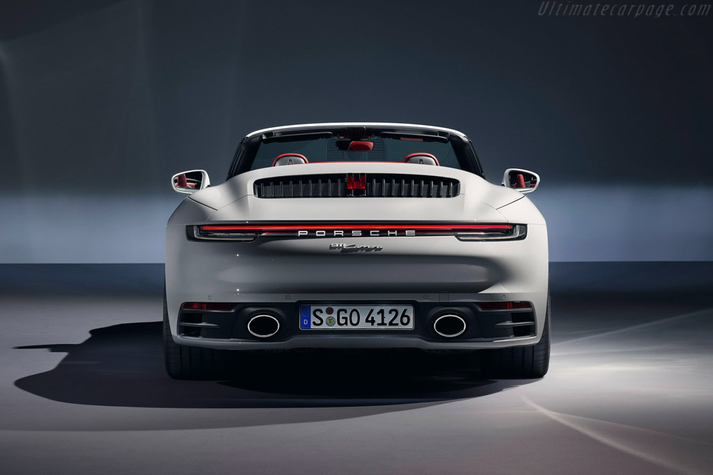 Porsche 911 Carrera Cabriolet