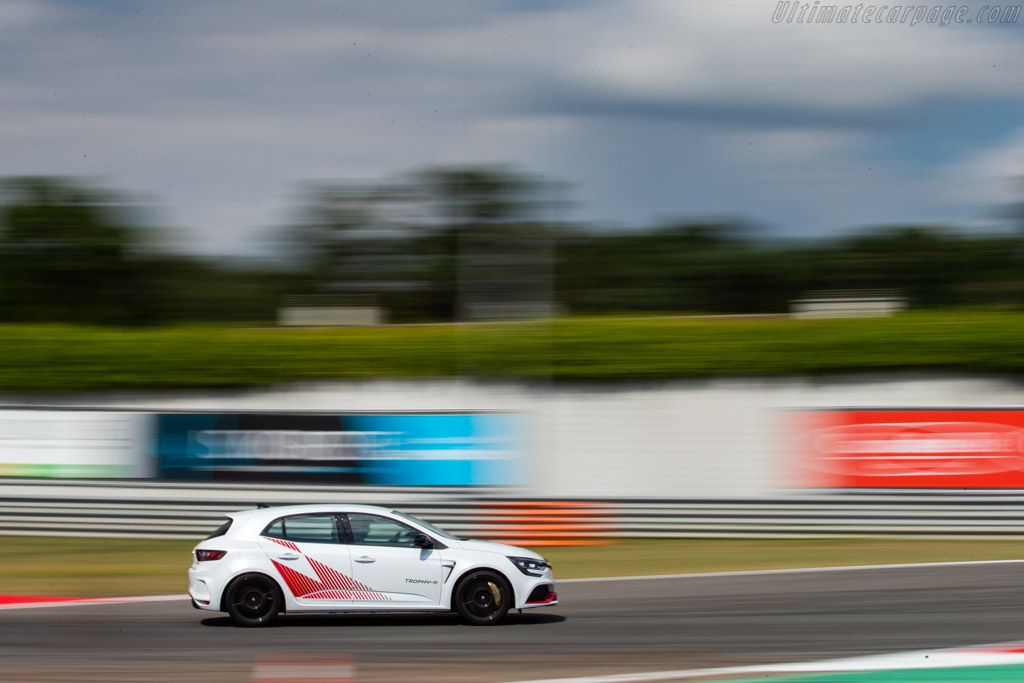 Renault Mégane R.S. Trophy-R