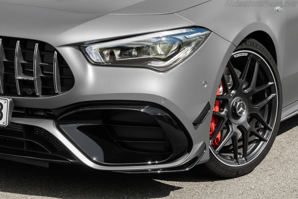 Mercedes-AMG CLA 45 S 4MATIC+ Shooting Brake