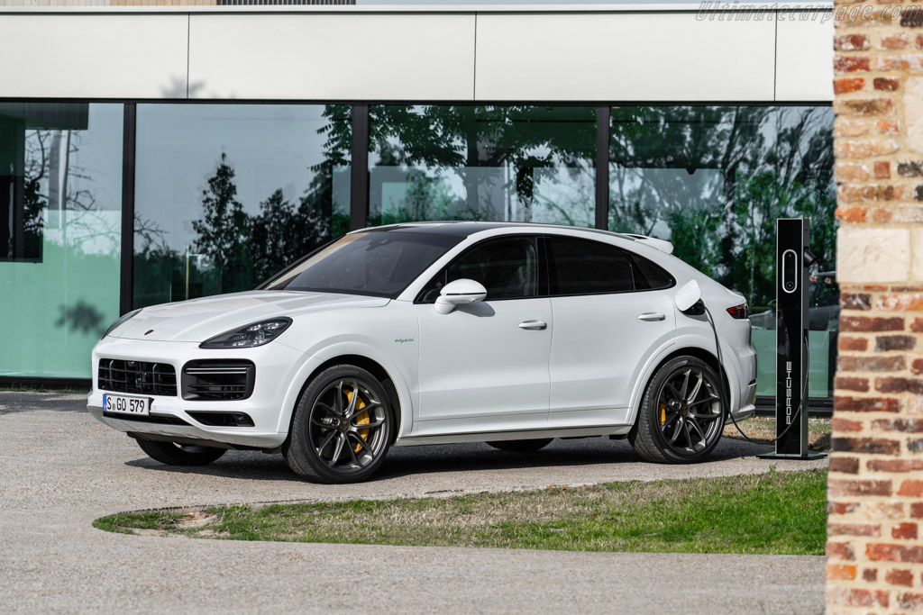 Porsche Cayenne Turbo S E-Hybrid Coupé