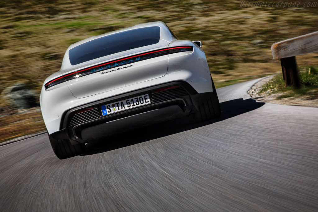 Porsche Taycan Turbo S