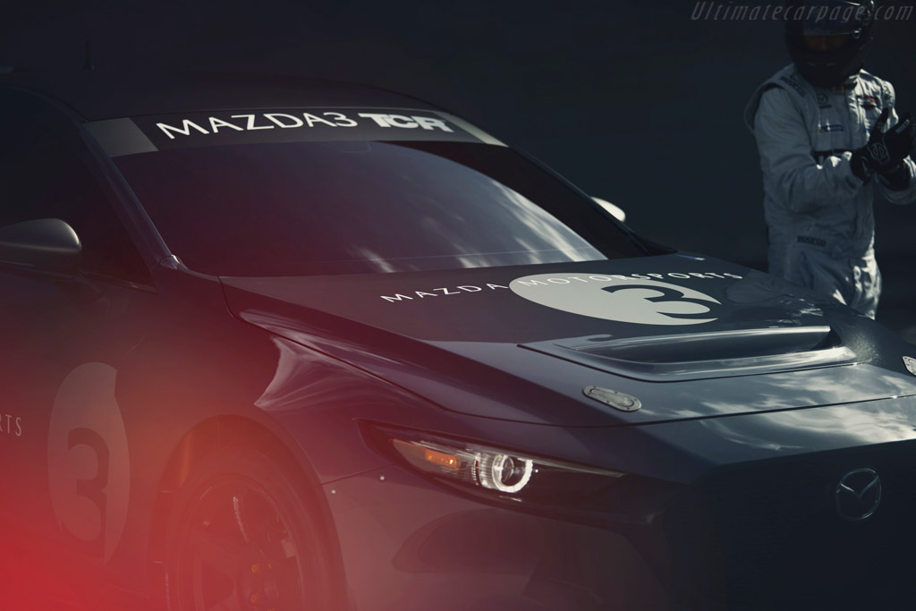 Mazda 3 TCR
