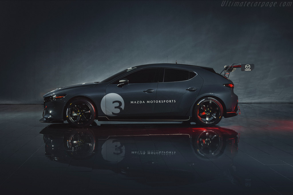 Mazda 3 TCR
