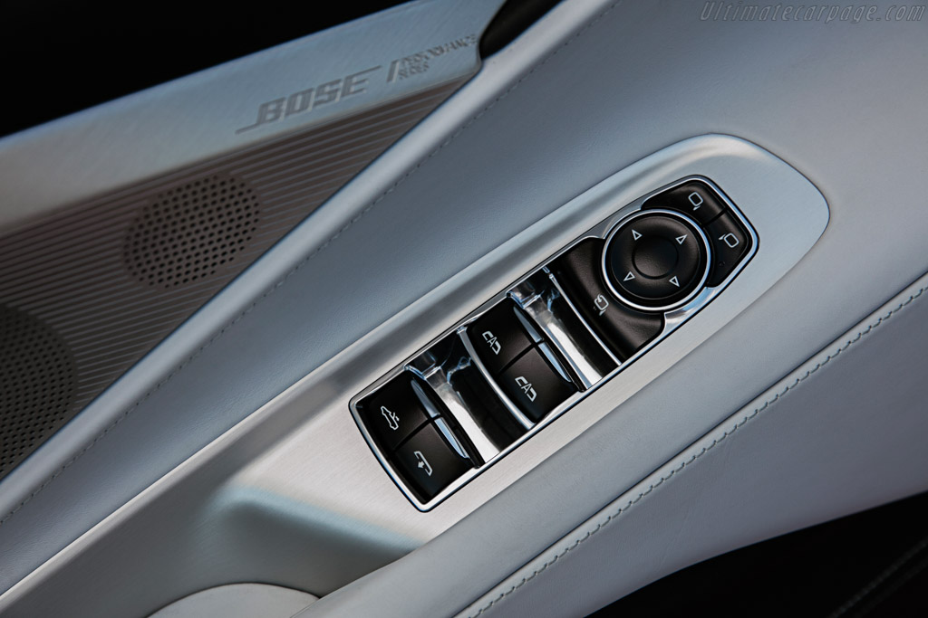 Chevrolet Corvette Stingray Convertible