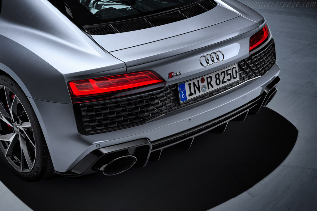 Audi R8 V10 RWD