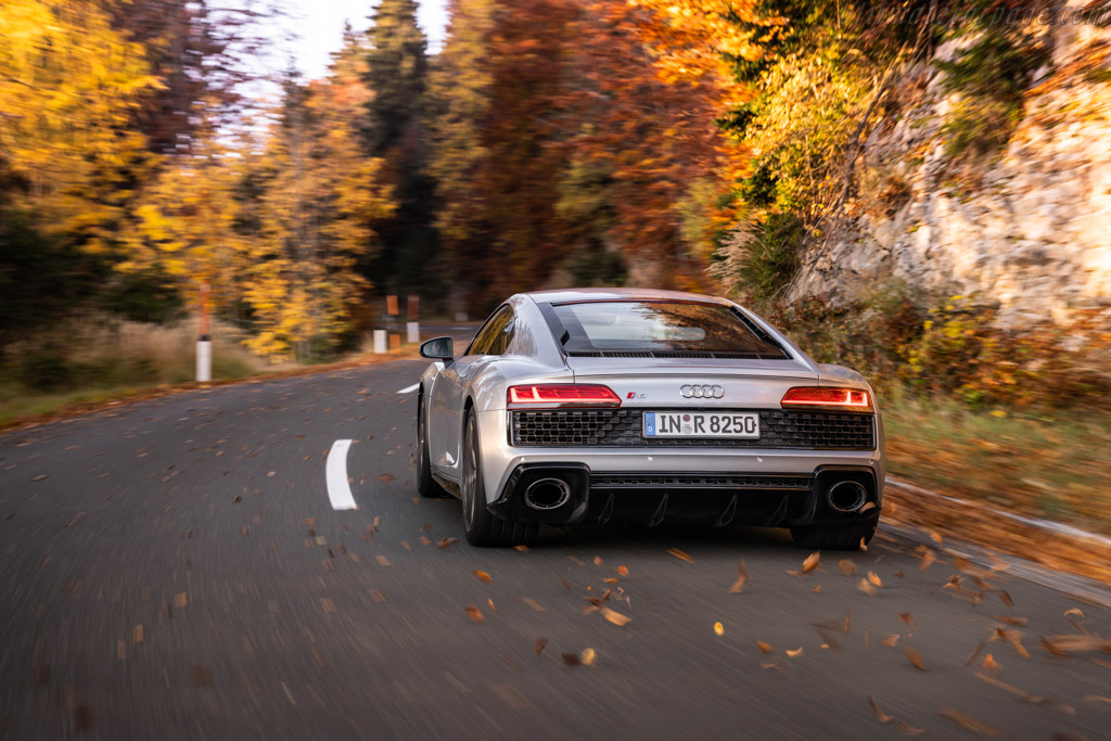 Audi R8 V10 RWD