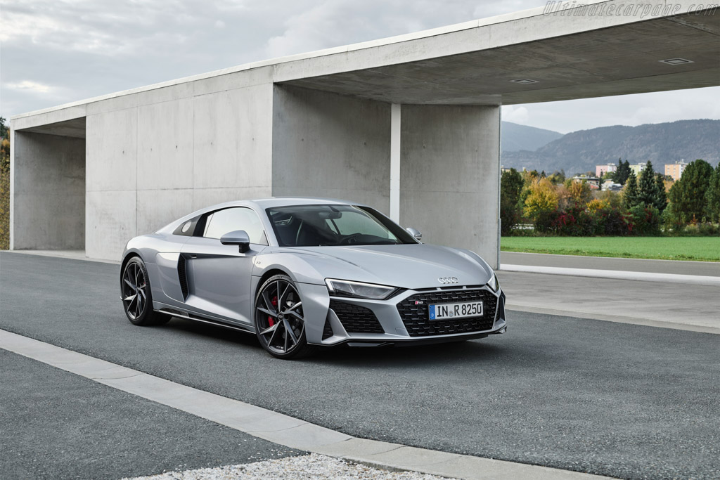 Audi R8 V10 RWD