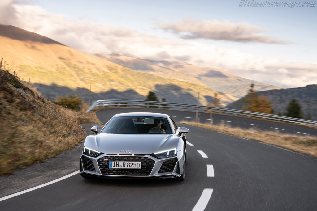 Audi R8 V10 RWD