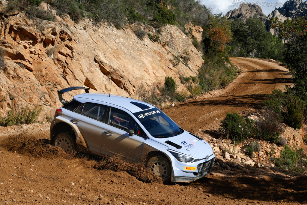 Hyundai i20 R5 '20