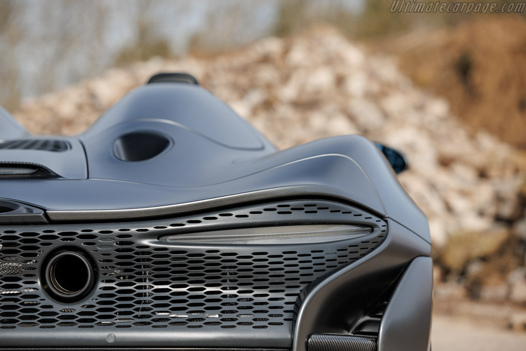 McLaren Elva