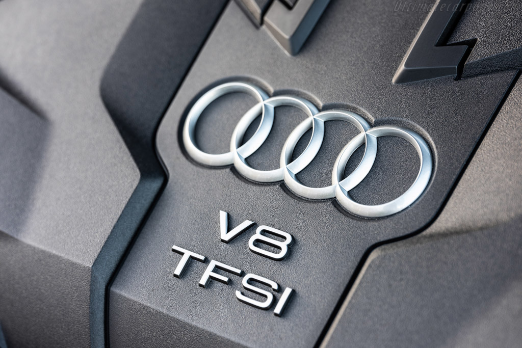 Audi S8