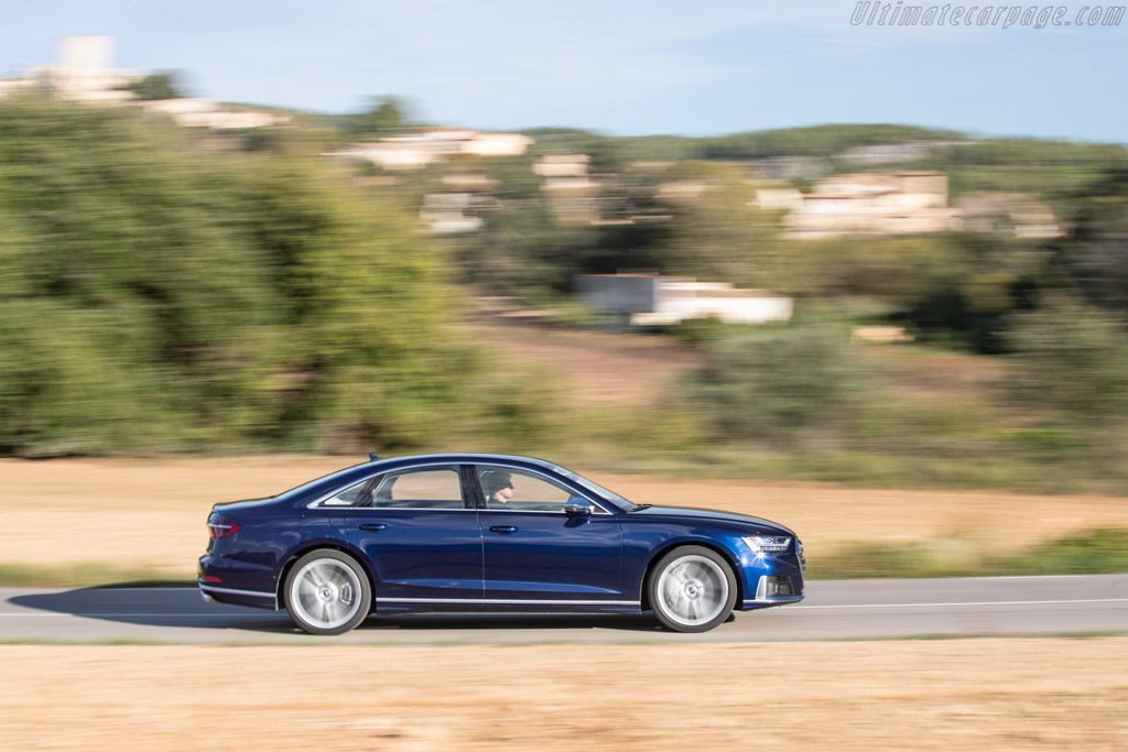 Audi S8