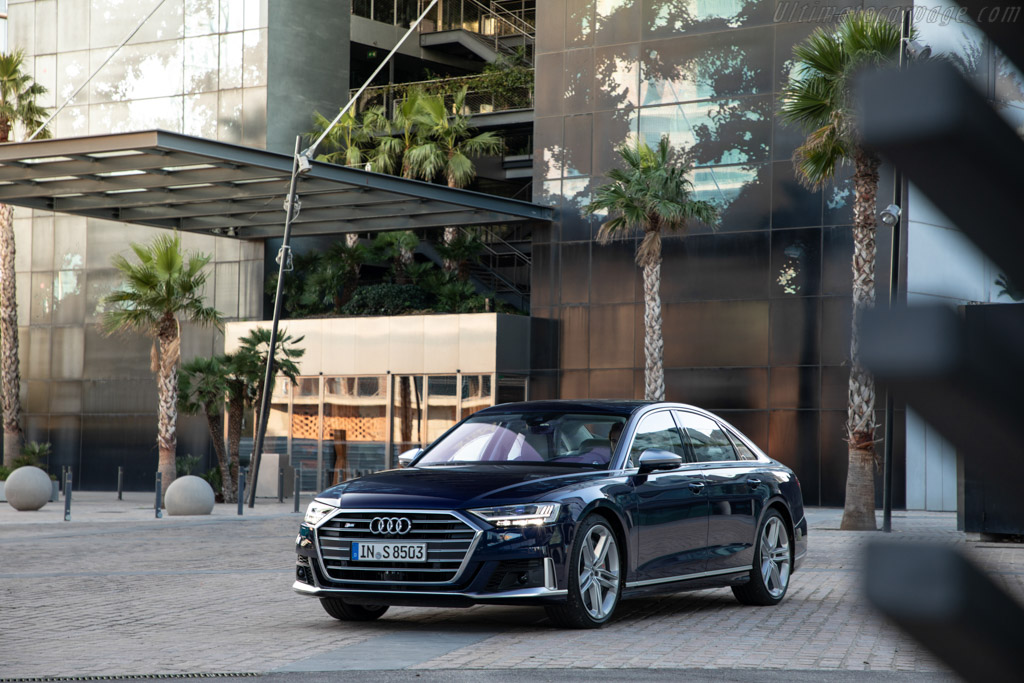 Audi S8