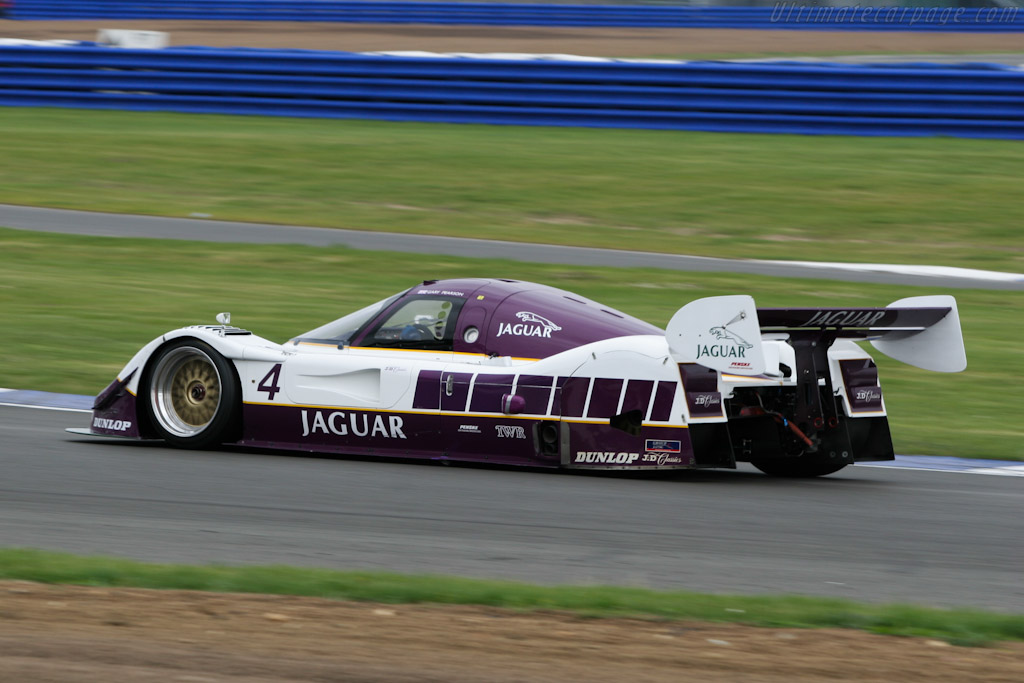 Jaguar XJR-11 - Chassis: 590 - 2005 Silverstone Classic