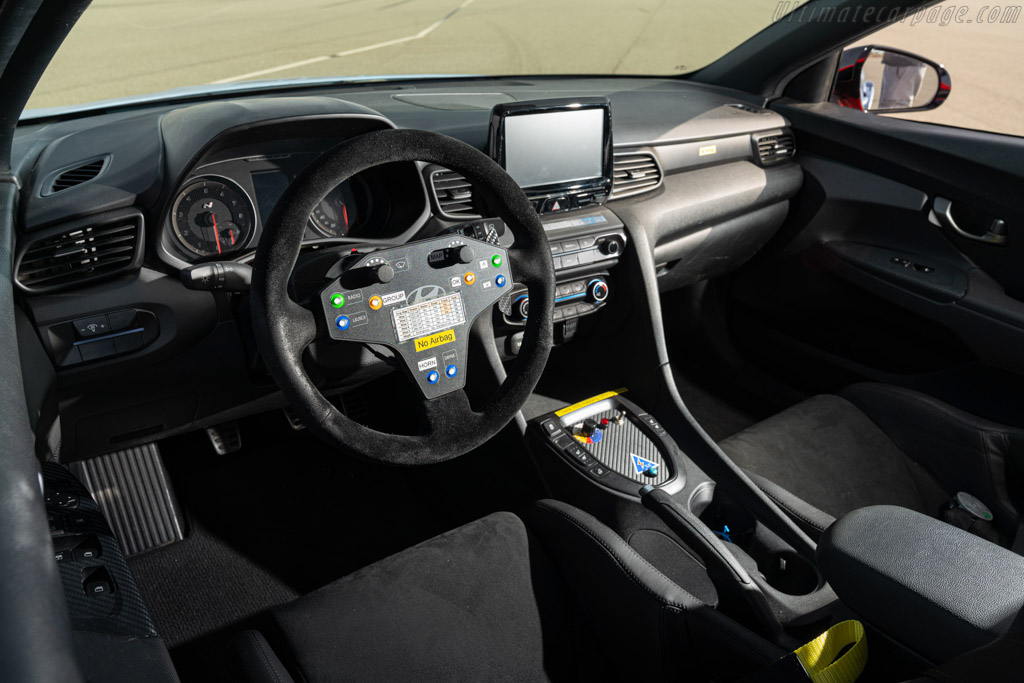 Hyundai RM19