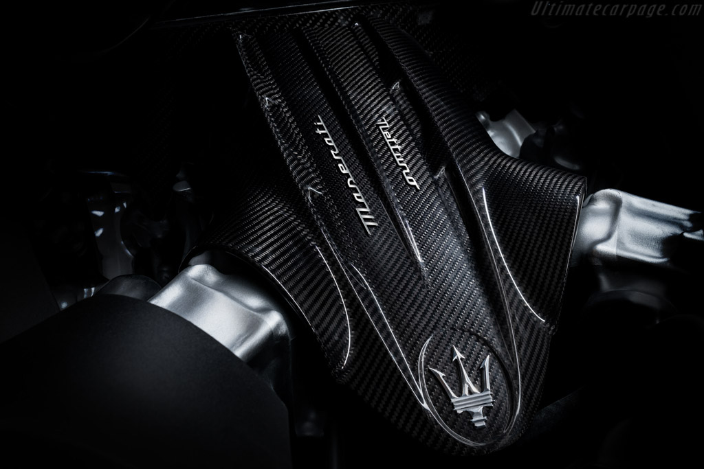 Maserati MC20
