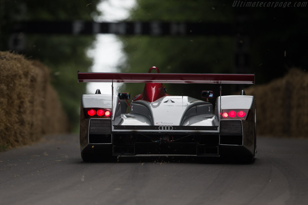 Audi R8 - Chassis: 404 - Driver: Tom Kristensen - 2017 Goodwood Festival of Speed