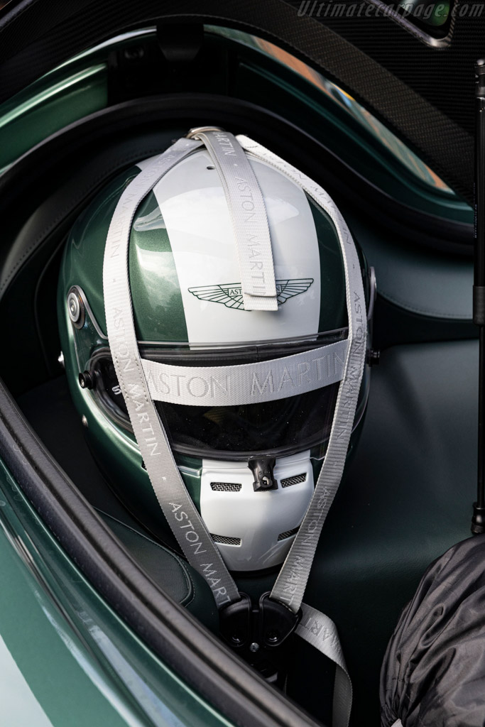 Aston Martin V12 Speedster