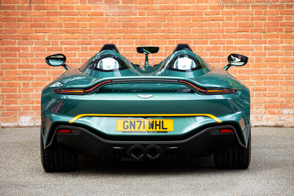 Aston Martin V12 Speedster