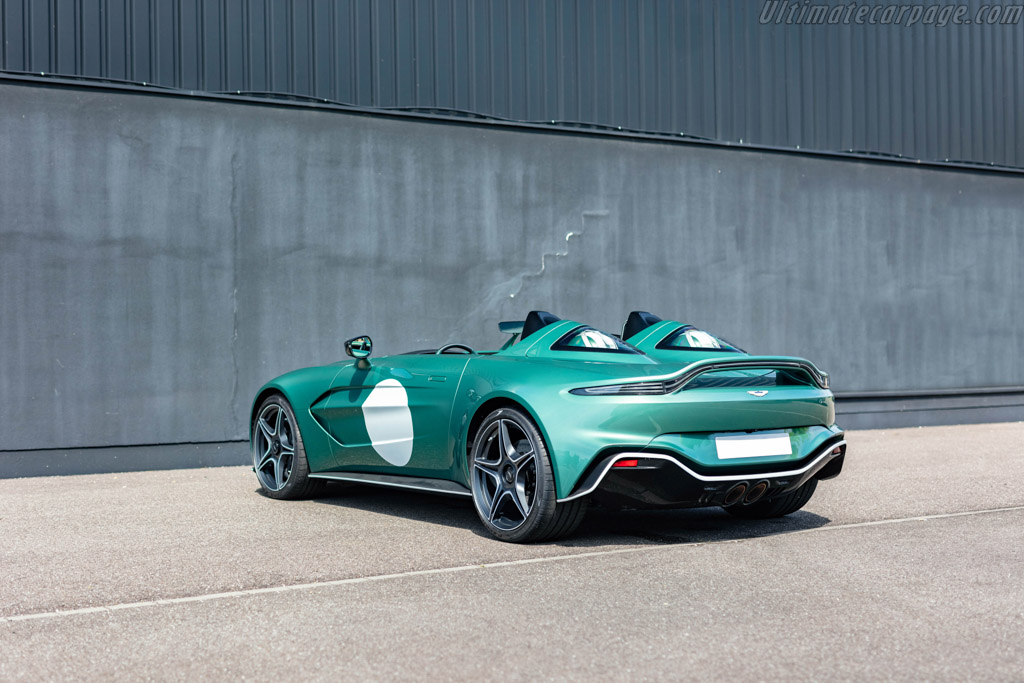 Aston Martin V12 Speedster