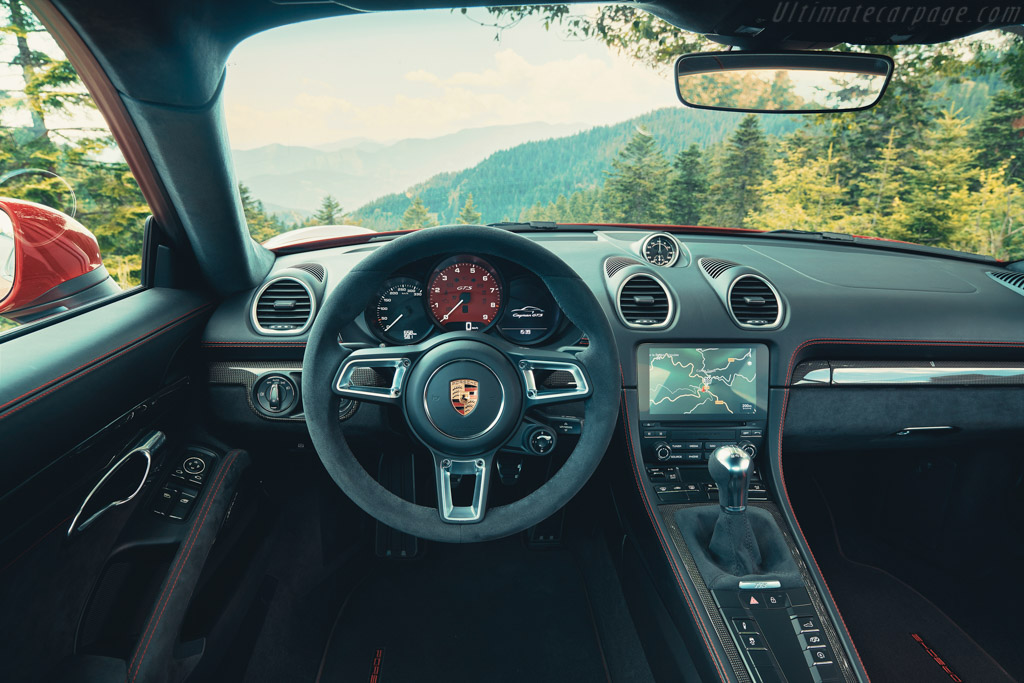 Porsche 718 Cayman GTS 4.0