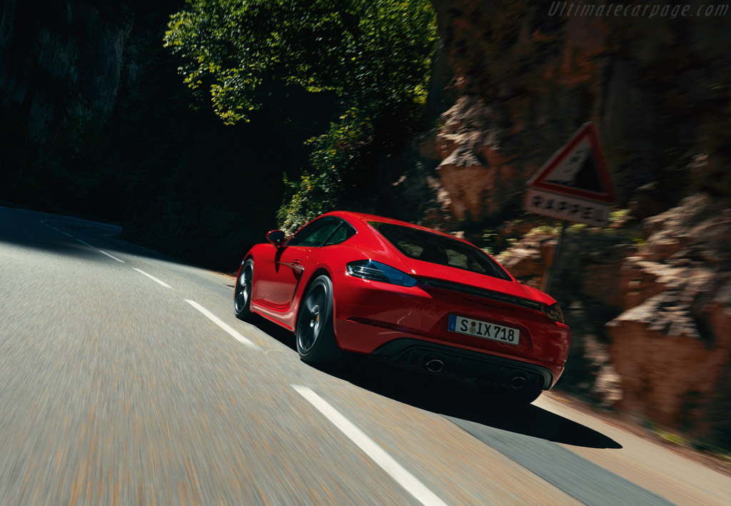 Porsche 718 Cayman GTS 4.0