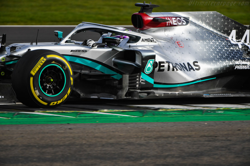 Mercedes-Benz W11 EQ Performance