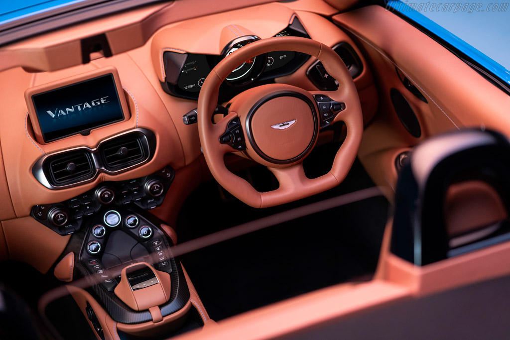 Aston Martin Vantage Roadster