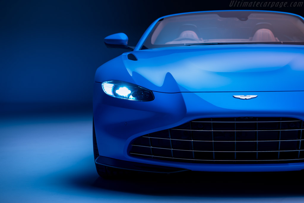 Aston Martin Vantage Roadster