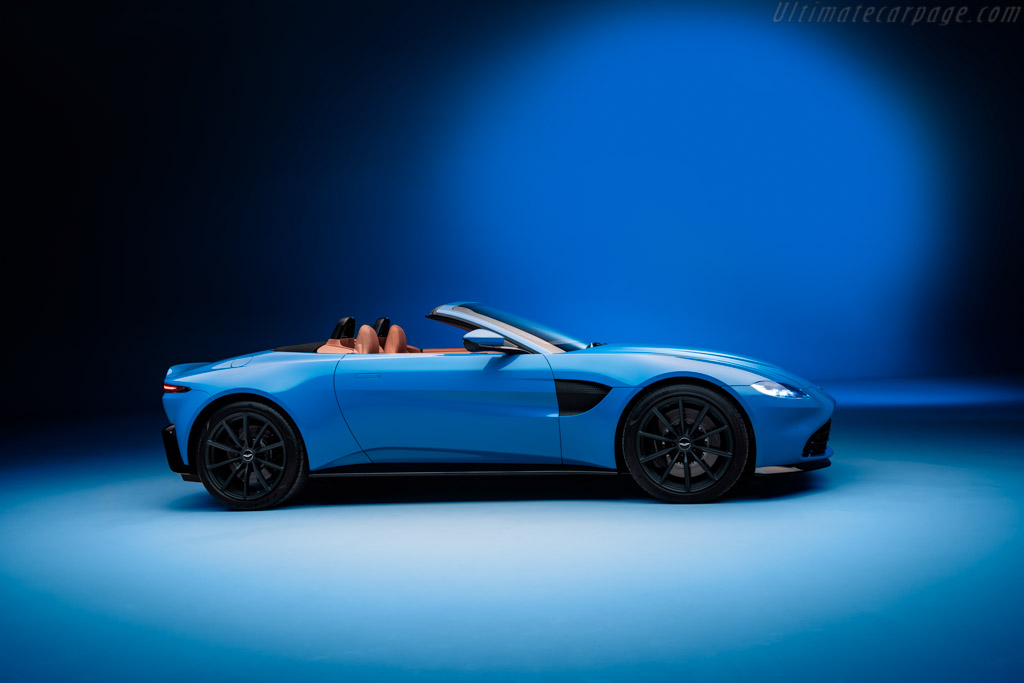 Aston Martin Vantage Roadster