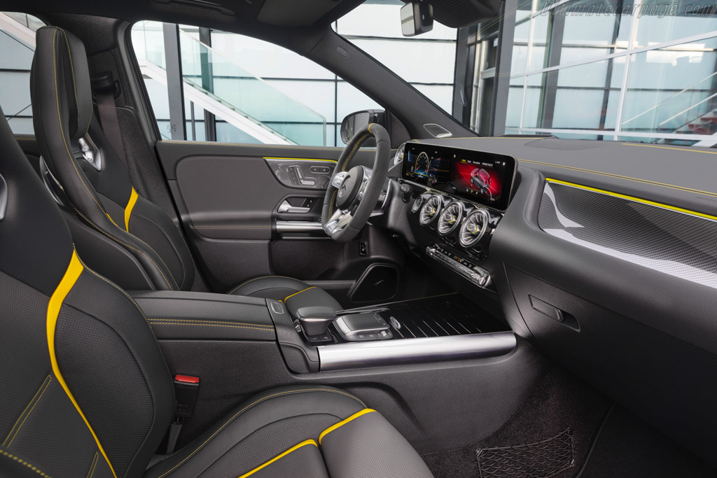 Mercedes-AMG GLA 45 S 4MATIC+