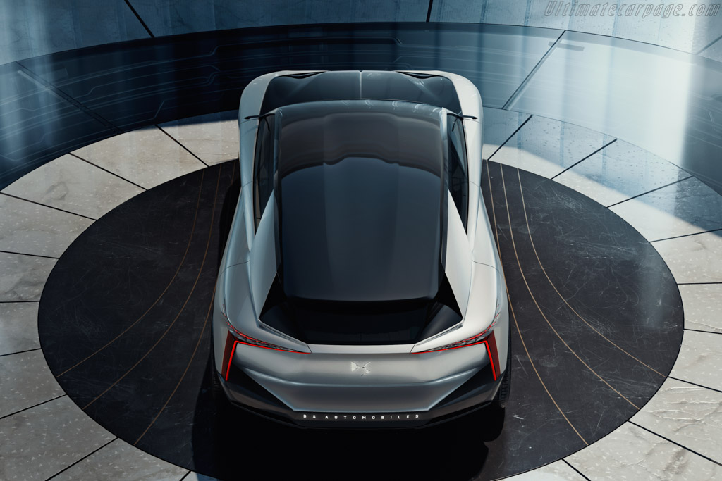 DS Aero Sport Lounge