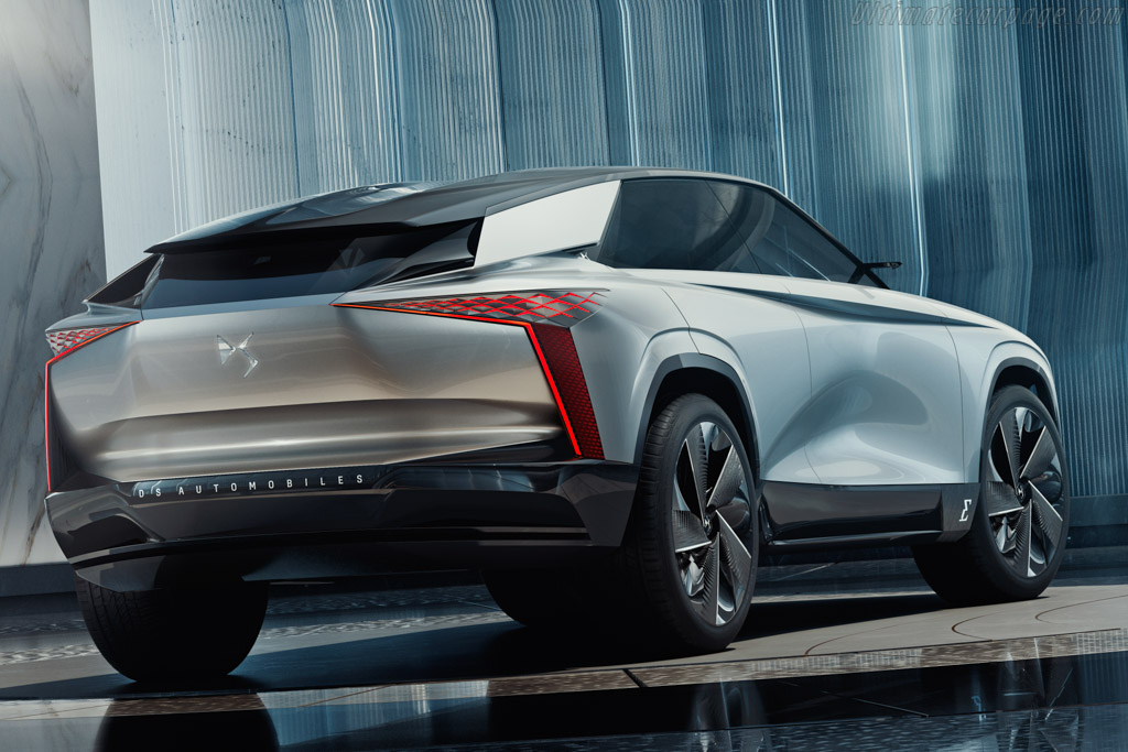 DS Aero Sport Lounge