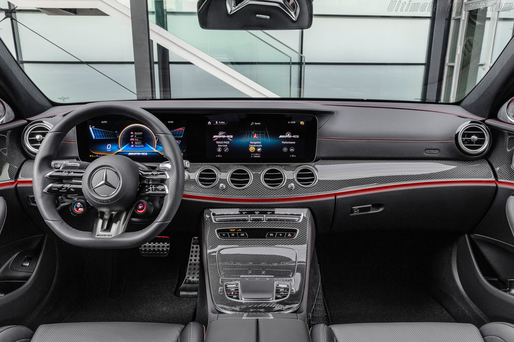 Mercedes-AMG E 53 4MATIC+ Sedan