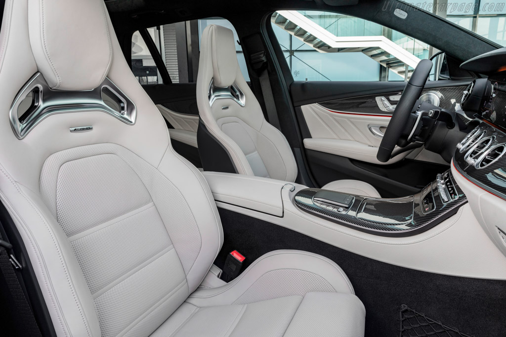 Mercedes-AMG E 53 4MATIC+ Estate