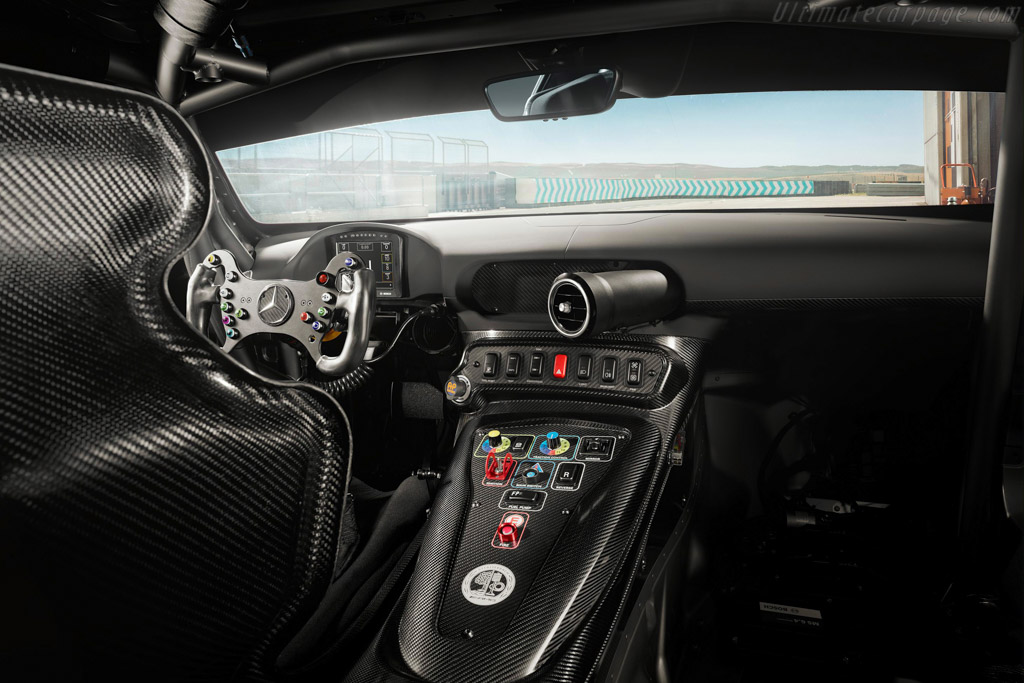 Mercedes-AMG GT4