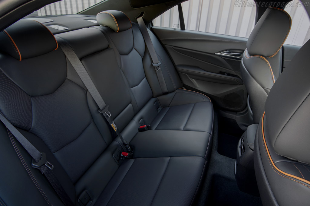 Cadillac CT4-V