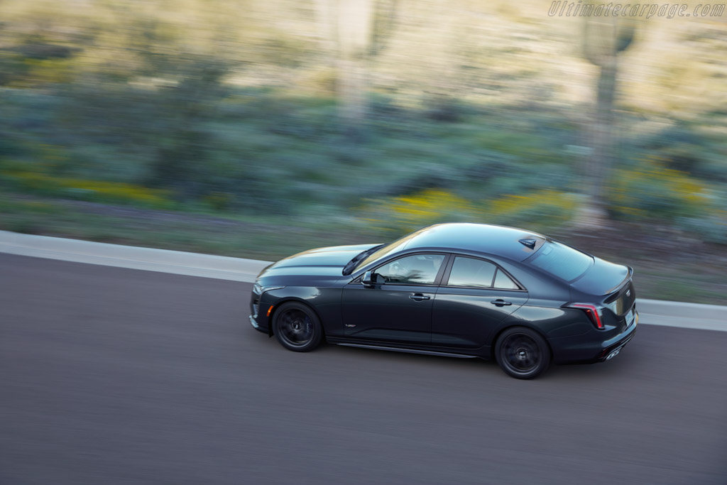 Cadillac CT4-V