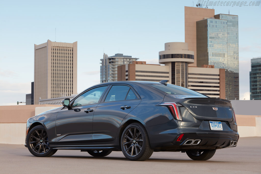 Cadillac CT4-V