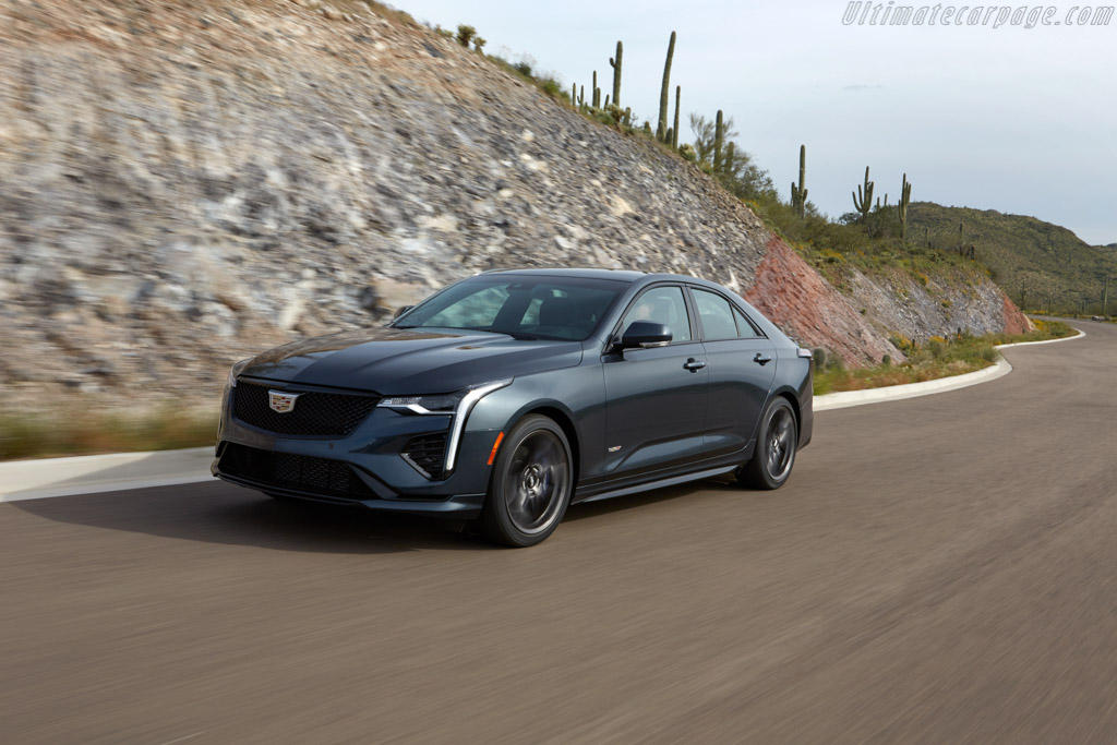Cadillac CT4-V